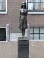 Anne Frank Denkmal.jpg